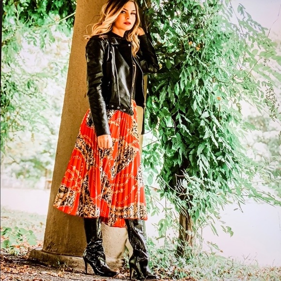 Red leopard accordion skirt - Picture 2 of 8